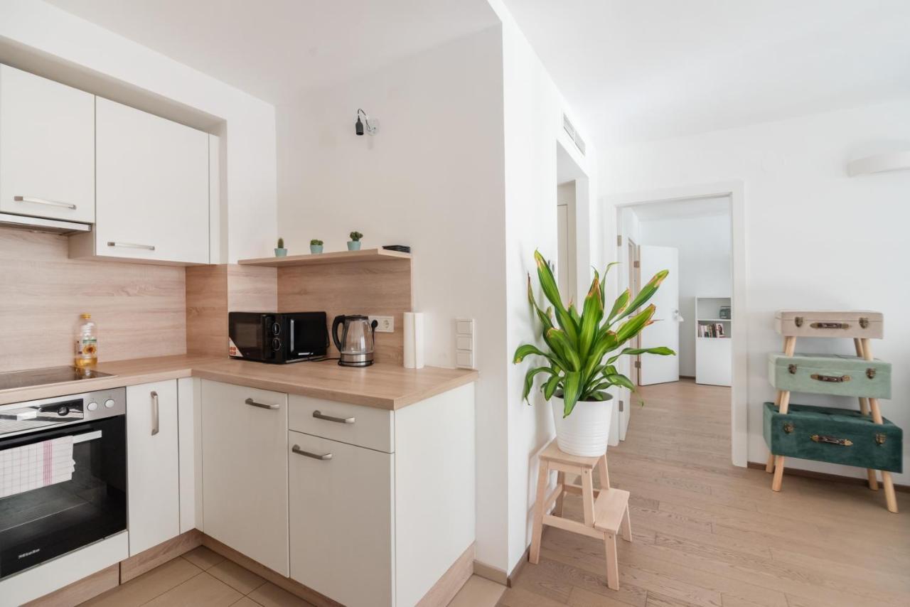 Immersed Into Vienna'S City Life And Yet A Retreat, Minimum 30 Nights Exterior photo